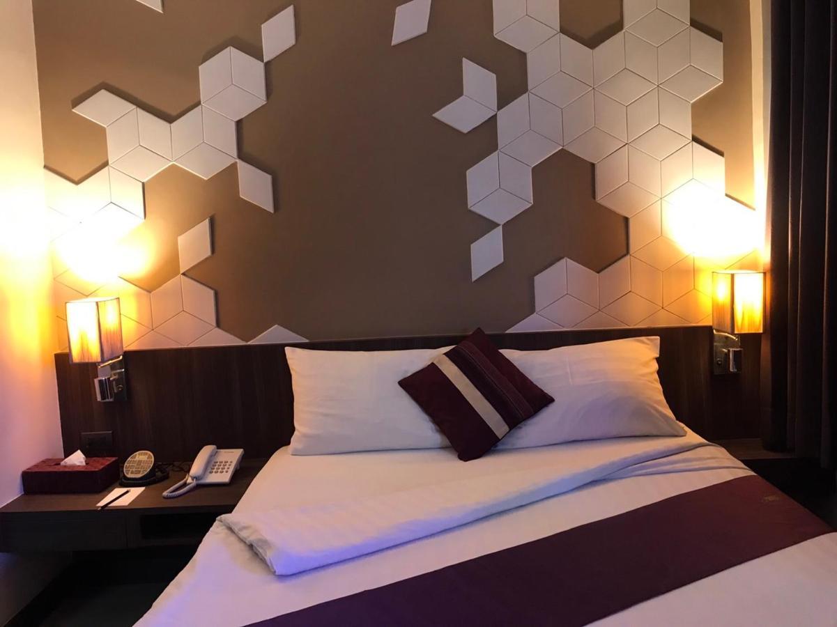 Paradiso Boutique Suites Bangkok Eksteriør billede