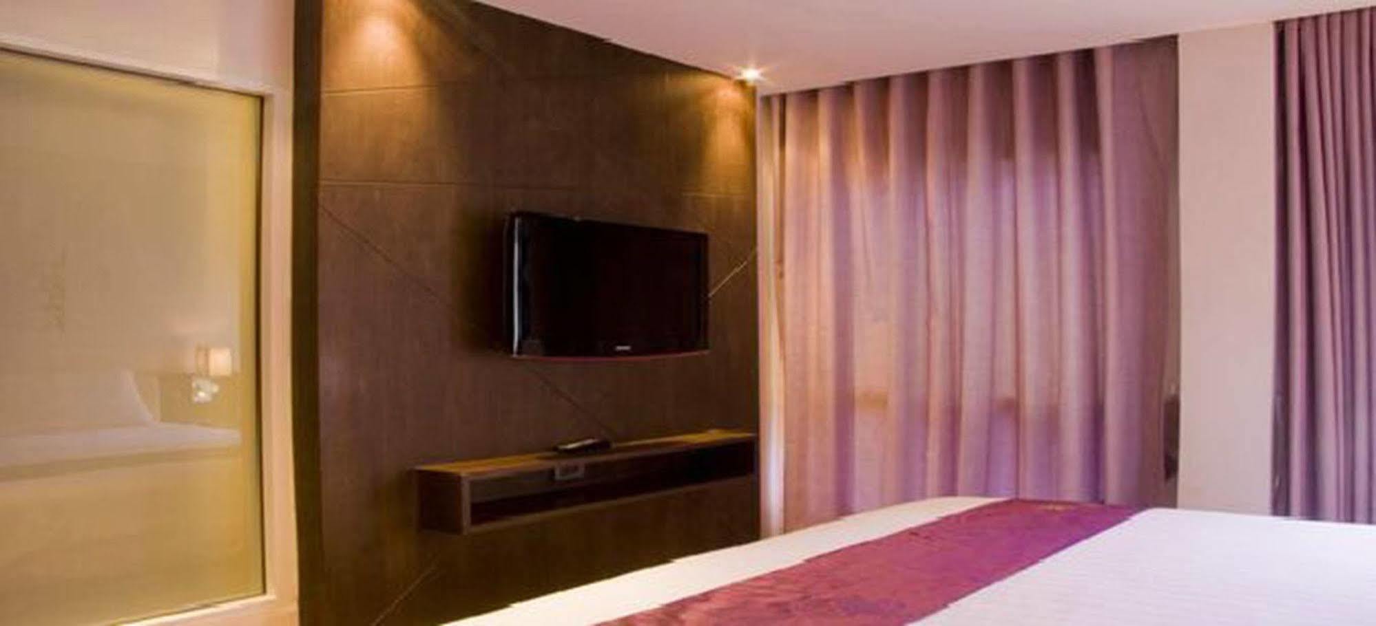 Paradiso Boutique Suites Bangkok Eksteriør billede